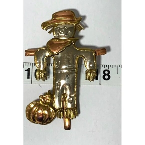 Mexico Metal Scarecrow & Pumpkin Brooch — 3.5” - Picture 7 of 13